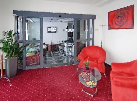 Hotel President